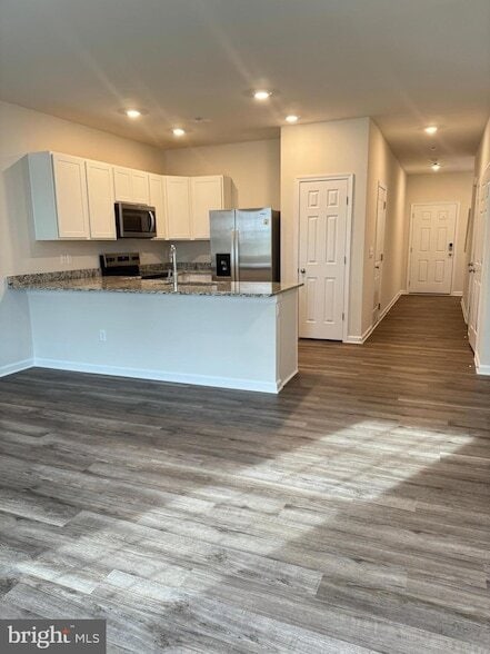 Photo - 179 Caterpillar Dr