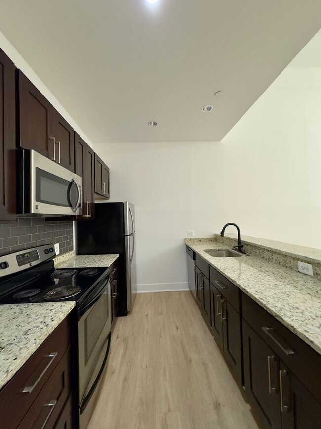 Photo - Cathedral St 300