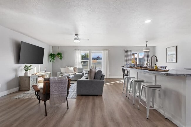 Photo - 171 E Red Rock St Unit ID1250662P