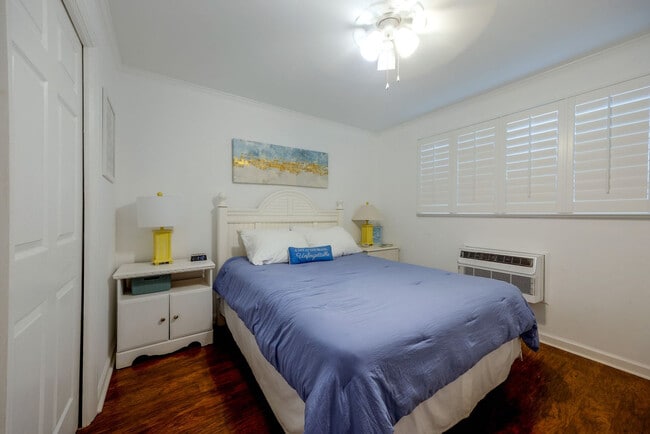 Photo - 1919 Spring St Unit SI FL1-ID1623792P