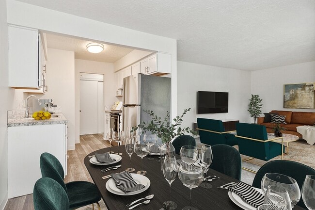 Photo - ReNew Murray Hill on Hall