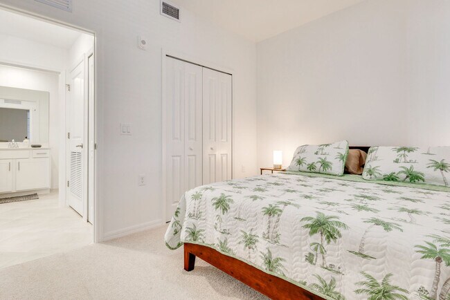 Photo - 18421 Copperhead Dr Unit SI FL3-ID1626432P