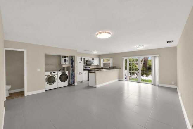 Photo - 4295 Coral Springs Dr