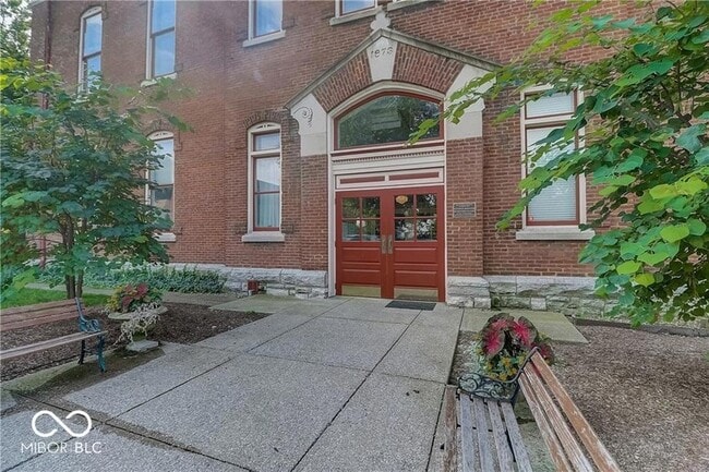 Photo - 714 Buchanan St Unit 18