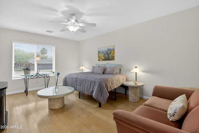 Photo - 1128 E Rowlands Ln Unit B