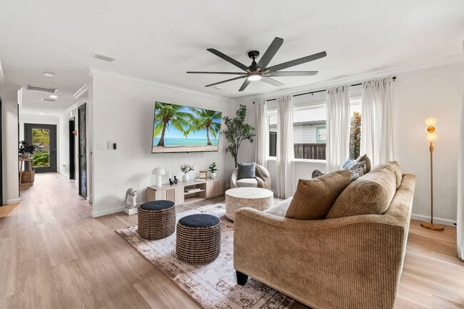 Photo - 307 Arricola Ave Unit SI ID1578533P