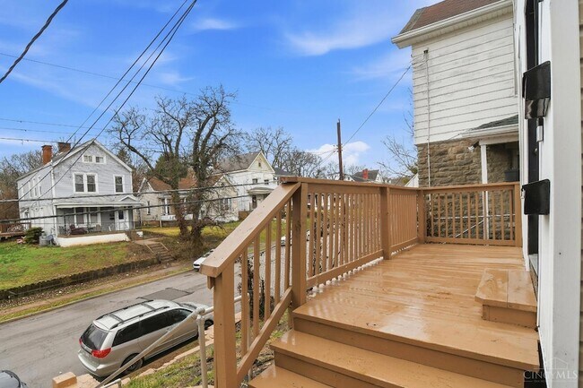 Photo - 540 Grand Ave