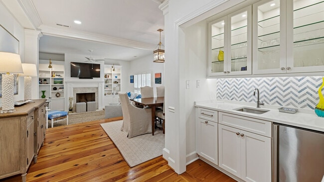 Photo - 20 Brandon Way Unit ID1253473P