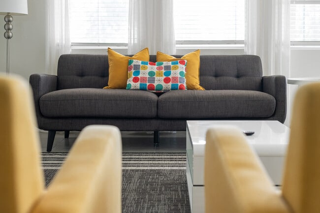 Photo - 7511 Oakmoss Loop Unit ID1044691P