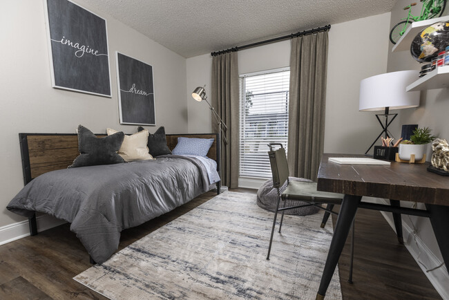 Photo - Dwell at Greenridge Apartments