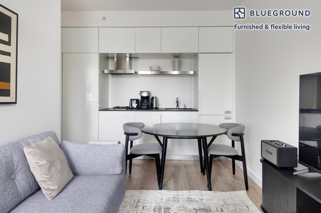 Photo - 70 W 45th St Unit FL37-ID2031