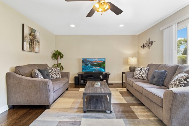 Photo - 9471 Sumac Rd Unit ID1285084P