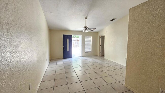 Photo - 711 Lake Jessie Dr