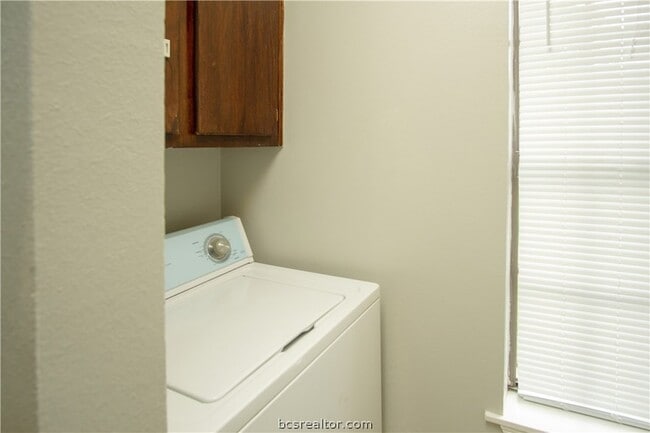 Photo - 1801 Woodsman Dr Unit D