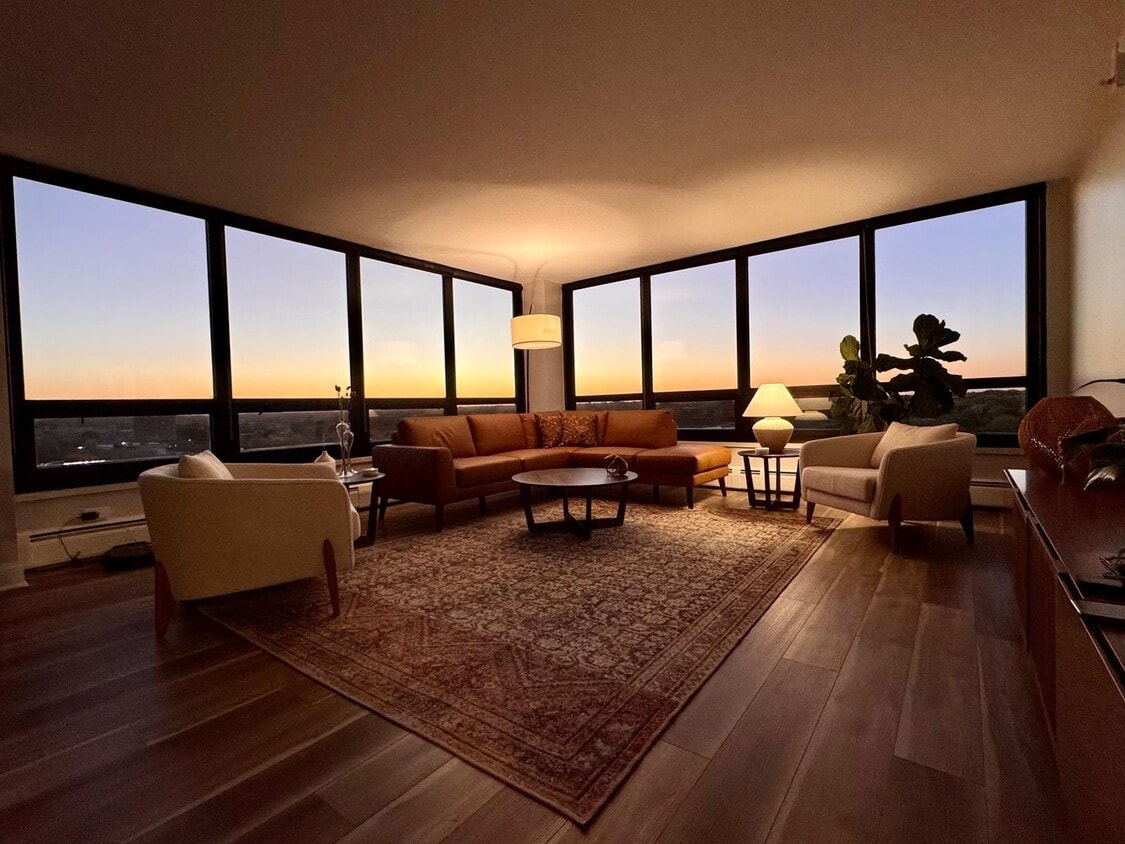 Floor Plan - Luxury 1 Bedroom Apartment with River View  