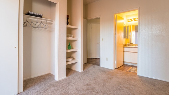 Bedroom - Brittany Court