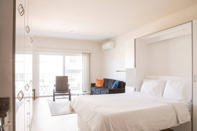 Photo - 1640 N Water St Unit ID1379062P