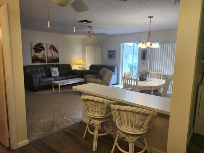 Photo - 3526 La Palmas Ct Unit D-2