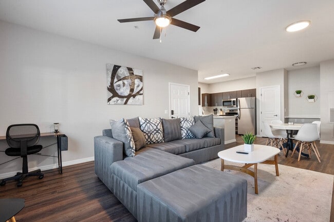 Building Photo - 15 W Villa Rita Dr Unit ID1244314P