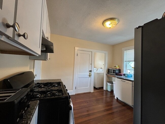 Photo - 109 Birch St Unit 3