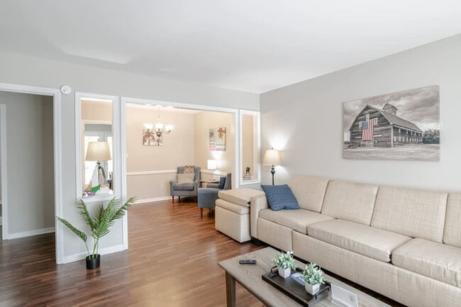 Photo - 850 Forestwood Dr Unit ID1043686P