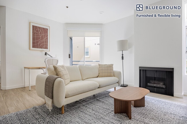 Building Photo - 8600 Burton Way Unit FL2-ID1314