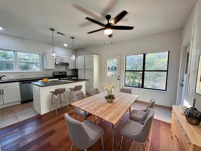 Photo - 15106 Mettle Dr