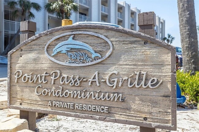 Building Photo - 200 1st Ave Unit 212