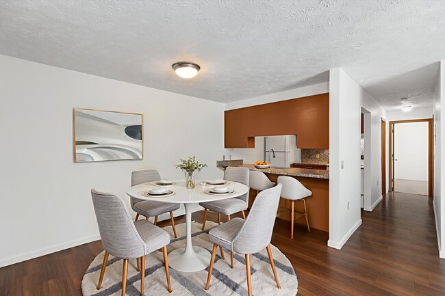 Photo - Walker Estates Apartments