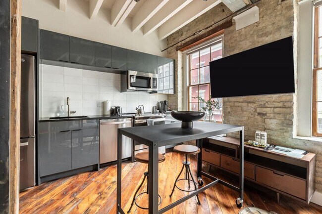 Photo - 315 Girod St Unit ID1267149P