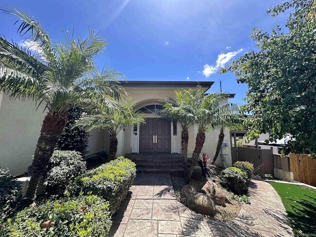 Photo - 3539 Mt Laurence Dr