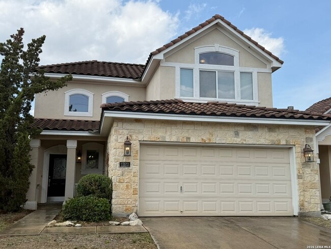 Building Photo - 1323 Pinnacle Falls