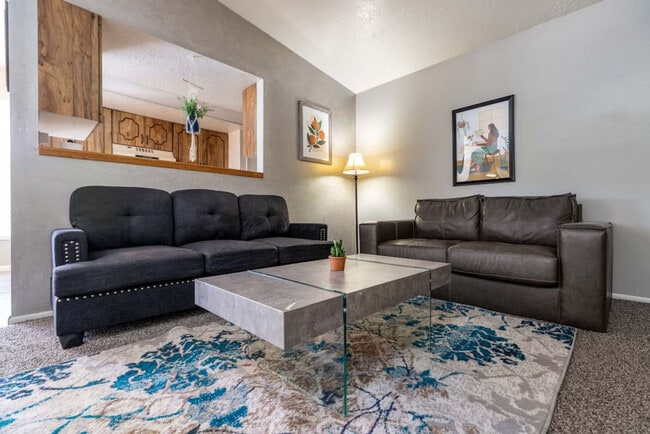 Building Photo - 7679 Sunrise Pl N Unit SI ID1597544P