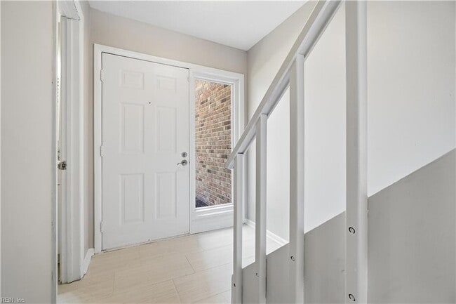 Photo - 125 Tower Dr