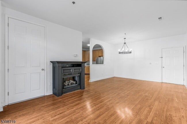 Photo - 225 Windmill Ct