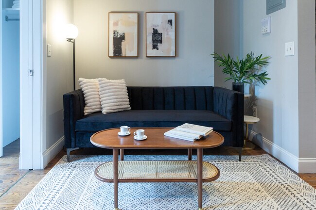 Photo - 689 10th Ave Unit ID1013668P