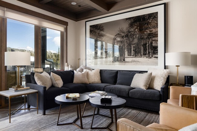 Photo - 8 Diversion Ln Unit ID1255718P