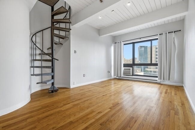 Photo - 12 Stoneholm St Unit 616