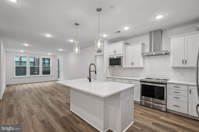 Photo - 21731 Dovekie Ter Unit 403