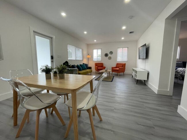 Photo - 2802 SW 21st St Unit ID1056552P