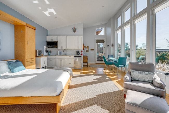 Photo - 157 Ave Portola Unit SI ID1546001P