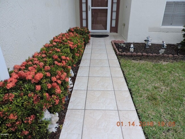 Photo - 1664 La Maderia Dr