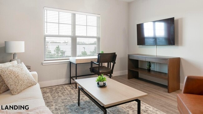 Photo - 3060 Southcreek Blvd Unit 3-311