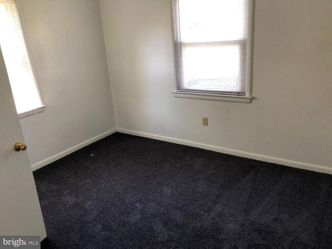 Photo - 121 Taft Ave