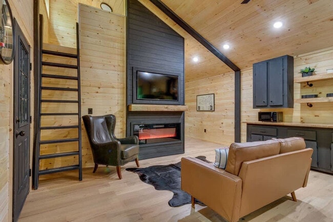 Photo - 4945 Ledford Rd Unit ID1051753P