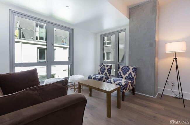 Photo - 1075 Market St Unit 312