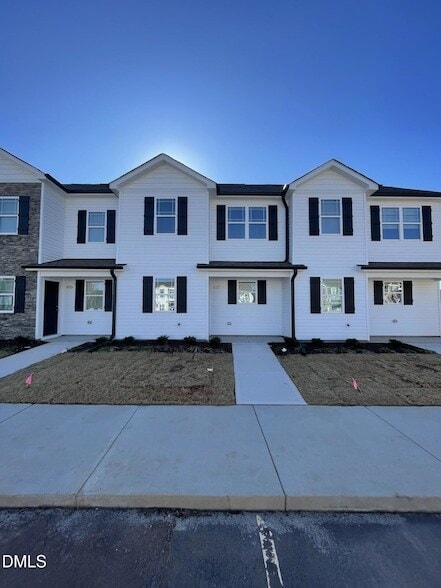 Photo - 1027 Peony Ln