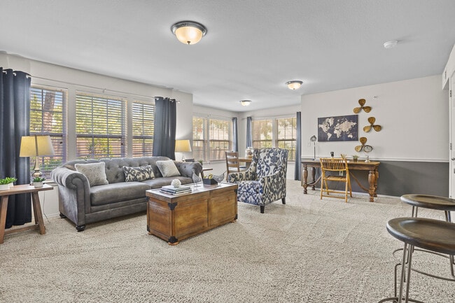 Building Photo - Nickel Creek Apts