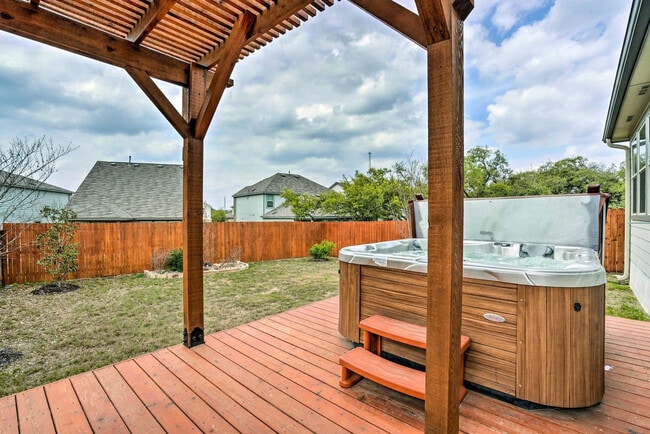 Photo - 5603 Chestnut Xing Unit SI ID1545924P