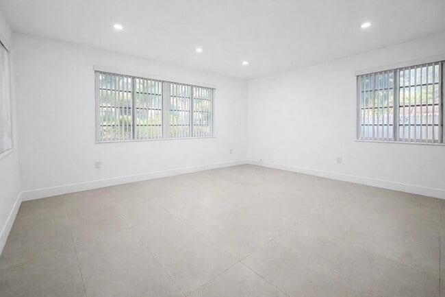 Photo - 2150 SW 72nd Ave